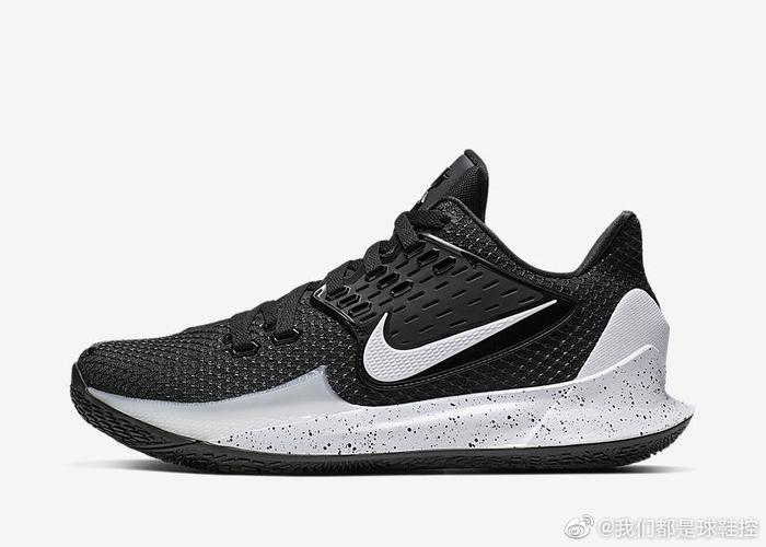 欧文的新鞋Nike Kyrie Low 2 官方定妆照，这两个配色怎么样