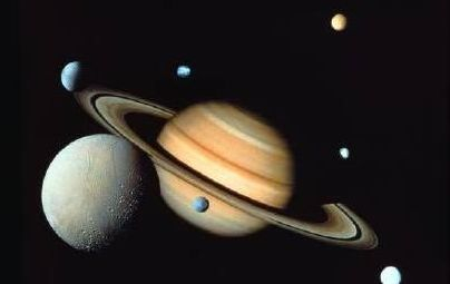 直径超过太阳系，厚度达25亿公里，科学家发现宇宙最大星环|恒星|太阳系|土星环_新浪新闻