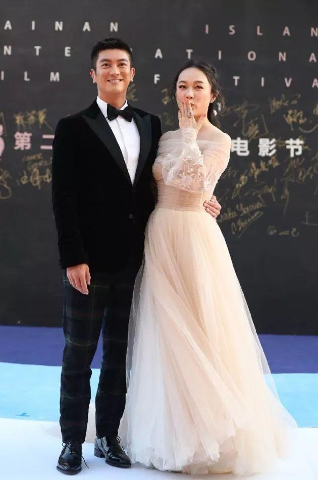 海南电影节闭幕式红毯:江疏影美翻,马苏发福,徐峥夫妇秀恩爱