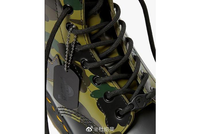 Dr. Martens庆祝1460鞋款60周年，带来与A BATHING APE®全新联乘