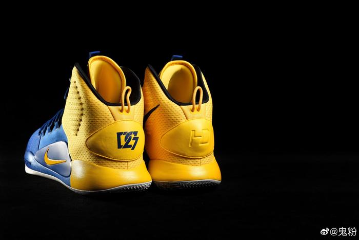 Nike hyperdunk hotsell draymond green