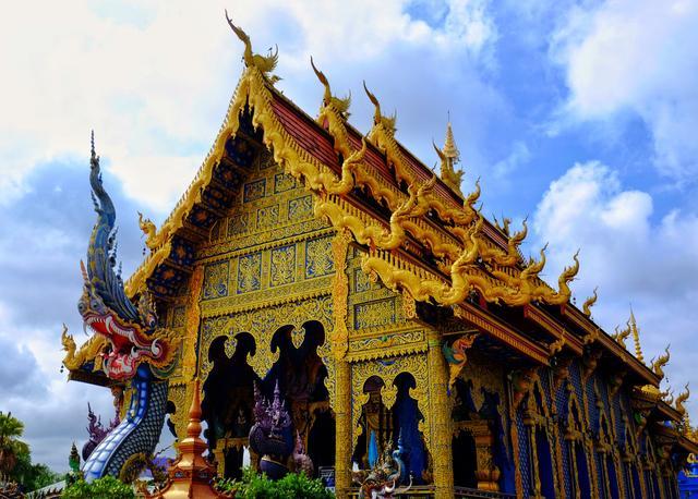 为什么泰国旅游最好穿拖鞋？中国游客：寺庙为啥要拖鞋？真麻烦