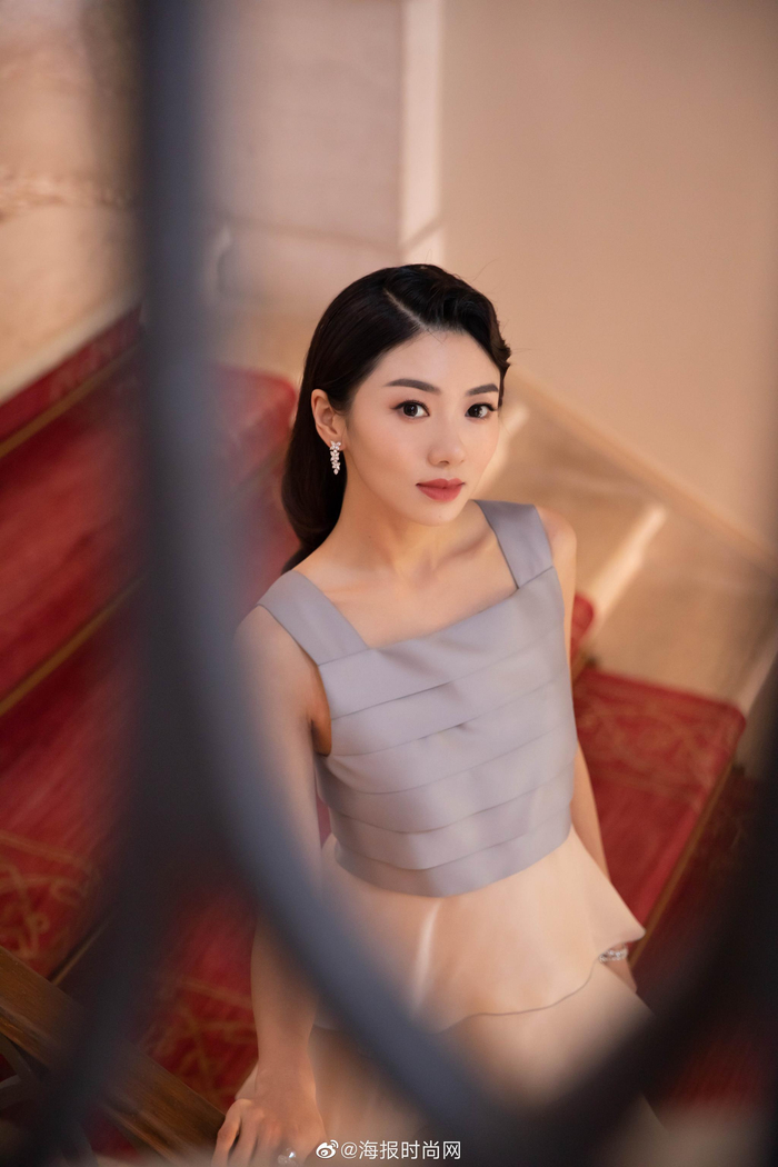 程晓玥yvonneching 受邀出席第76届威尼斯电影节开幕式红毯