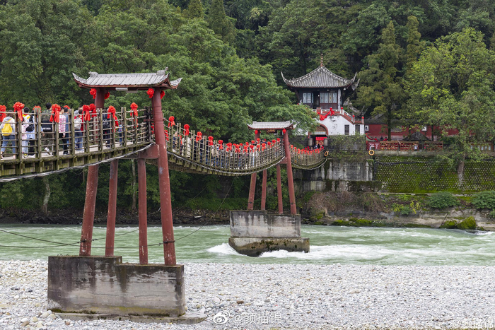 上古有大禹治水，战国有李冰修堰。公元前200多年修建的都江堰|旅游|旱涝保收|水利工程|千古|成都平原_新浪新闻