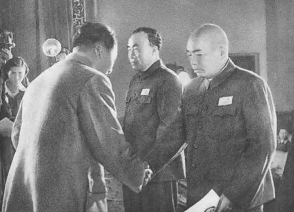 1955年9月27日在北京怀仁堂举行,因病或工作|怀仁堂|授衔|将官