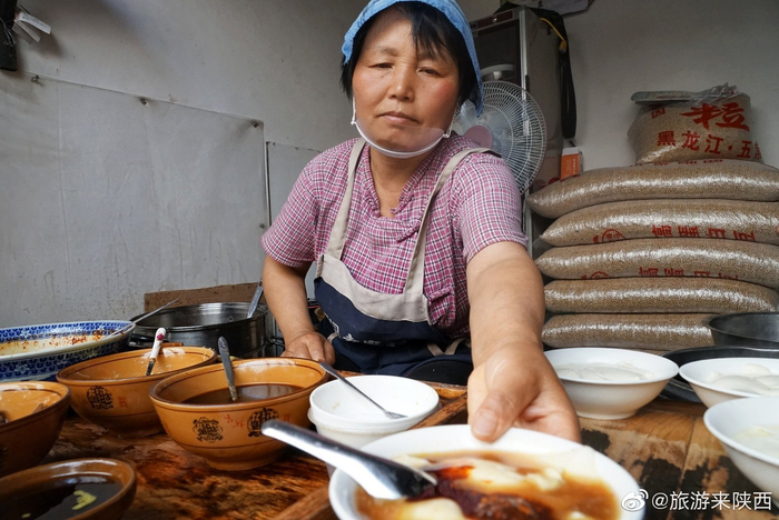 袁家村是AAAA景点,位于陕西关中平原腹地