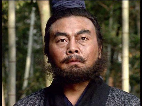 同是扮演张飞:李靖飞经典,臧金生威猛,他被称为“最萌张飞”!