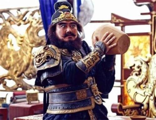 同是扮演张飞:李靖飞经典,臧金生威猛,他被称为“最萌张飞”!
