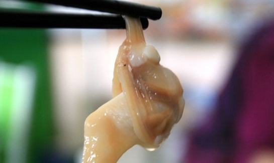 西施舌,别名车蛤,土匙,沙蛤.