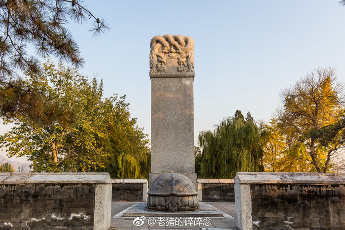 实拍定陵神功圣德碑