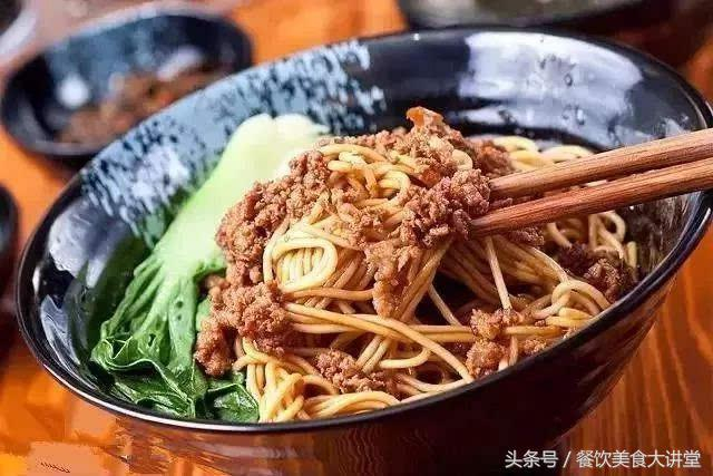 天热就要吃拌面！12种美味拌面做法在这里了！