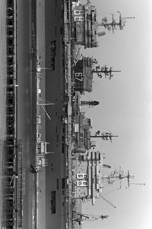 Norwin Base 诺福克海军基地(Norfolk Naval Base)是美国海军设于弗吉尼亚州诺福