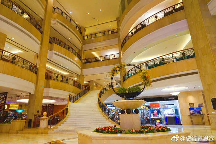 昨日入住的成都天府丽都喜来登是一家开业十多年的老酒店