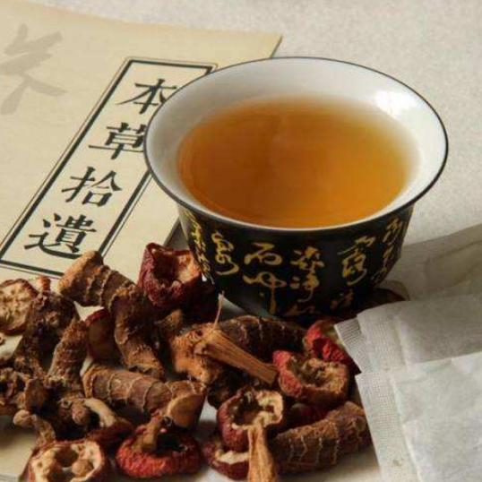 糖尿病患者宜喝的3种药茶,帮助降血糖!
