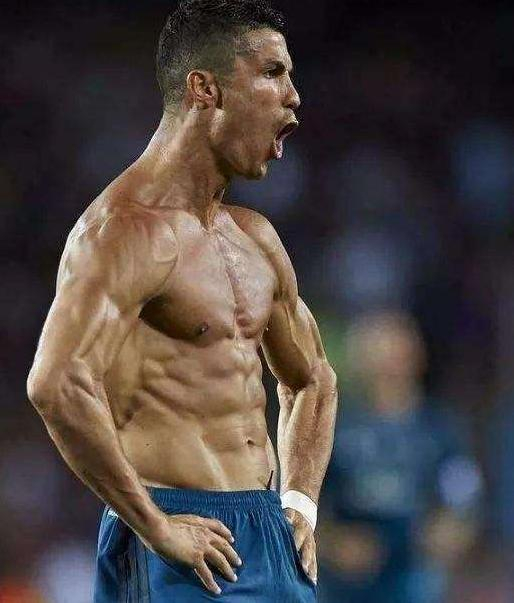 c罗身体素质多逆天?蝙蝠背媲美李小龙 弹跳不输nba球员