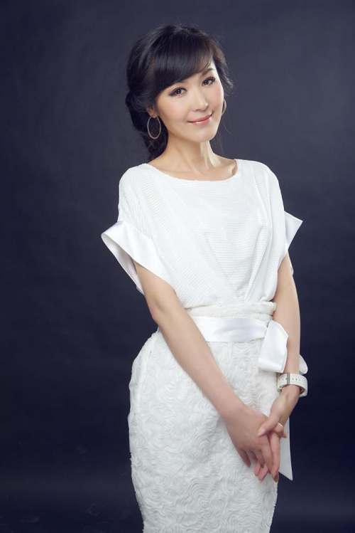 山东电视台主持人杨蕊:在沉淀中成长