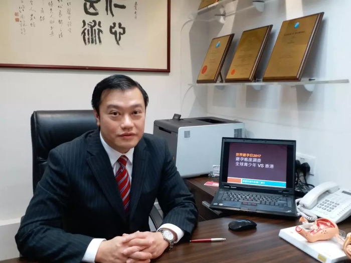 ▲妇产科医生靳嘉仁曾遇过有来历不明人士上门兜售疫苗。（资料图）