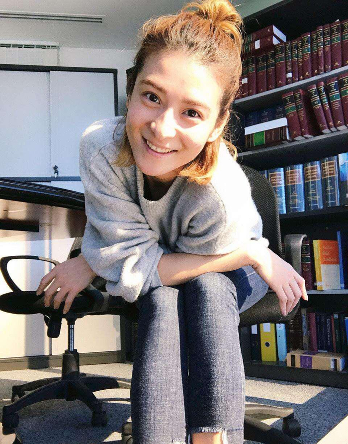 虽然阎清擅自抱走儿子的行为不可取,可是陈俊浩的暴力行为也非常不妥