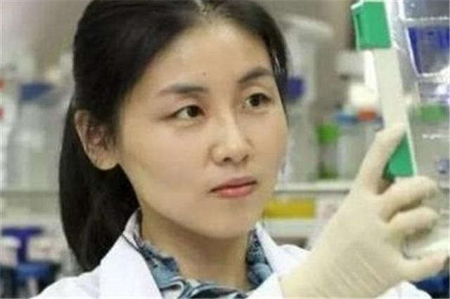 这4个清华北大的才女教授,高学历高颜值,网友:女神级教师代表_新浪新闻