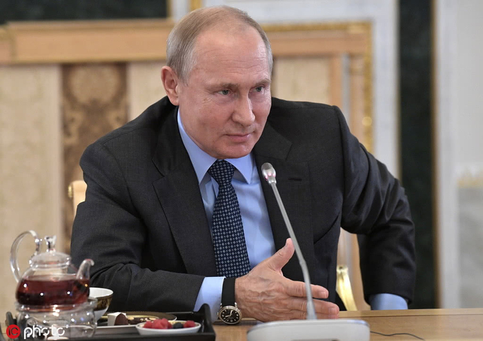 普京7日在圣彼得堡出席出席国际经济论坛