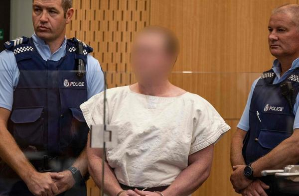 涉嫌杀害51人的澳大利亚籍嫌疑人布伦顿·塔兰特（中）。&nbsp; 视觉中国 资料图