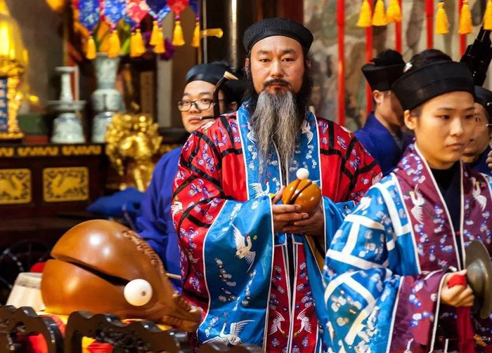 道士的道袍:千年华夏服饰文化,尽在其中|道袍|道士|常服_新浪新闻