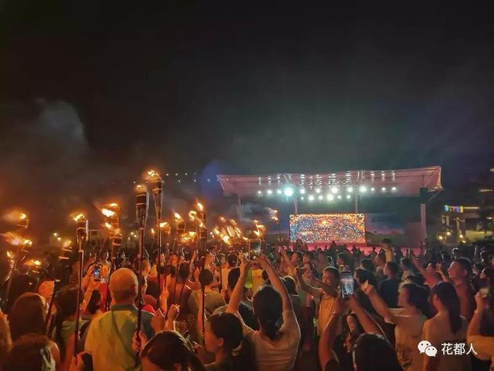 重磅:“回归之夜”民俗文化篝火祈福晚会,夜晚的惊艳|瑶族|北回归线|篝火_新浪新闻