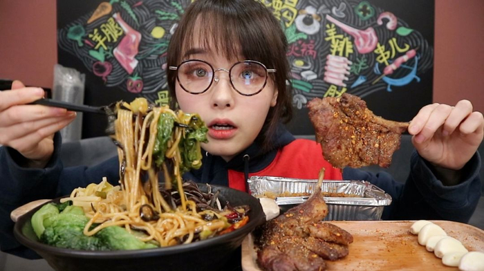 阿尤工作时的视频画面。受访者供图