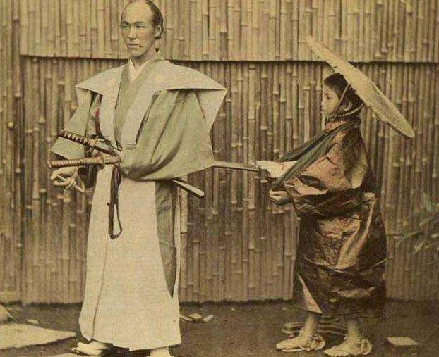 日本武士那么帅的“纳刀”动作,中国古代刀剑入鞘时为何没有?