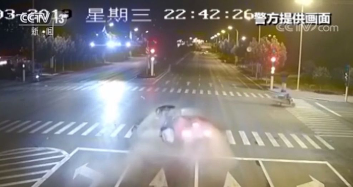  肇事现场。图片来源：央视新闻