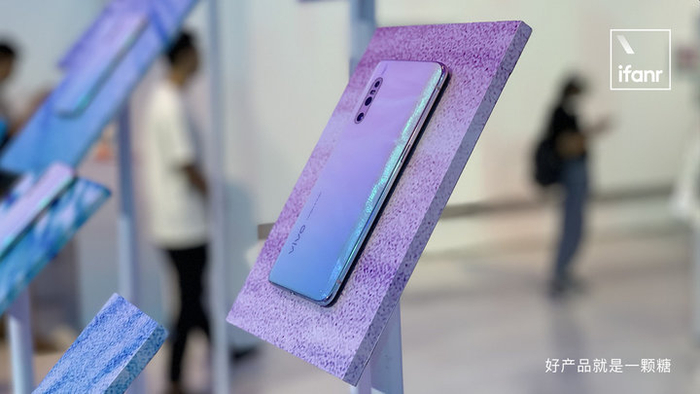 vivo推出x27印象夏日新配色版本再次让艺术为科技站台