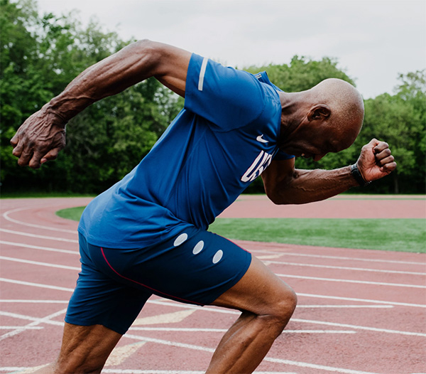 查尔斯·艾利在训练中。&nbsp;图片来源：纽约时报