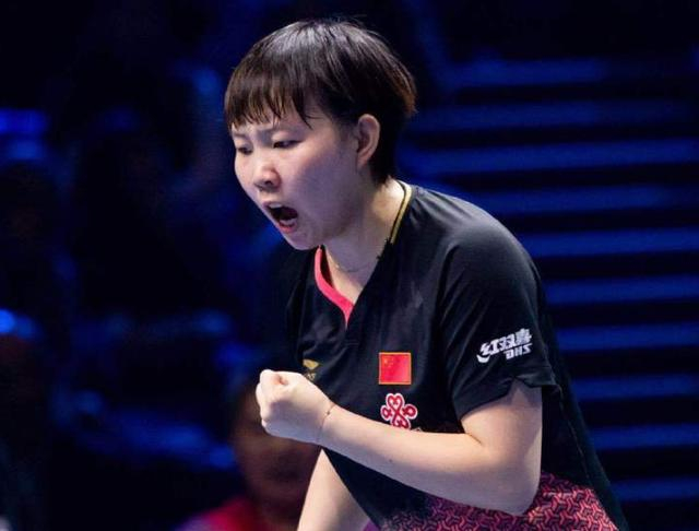丁宁4-1大胜新加坡名将！国乒一姐冲击10万奖金，中国队3将进4强