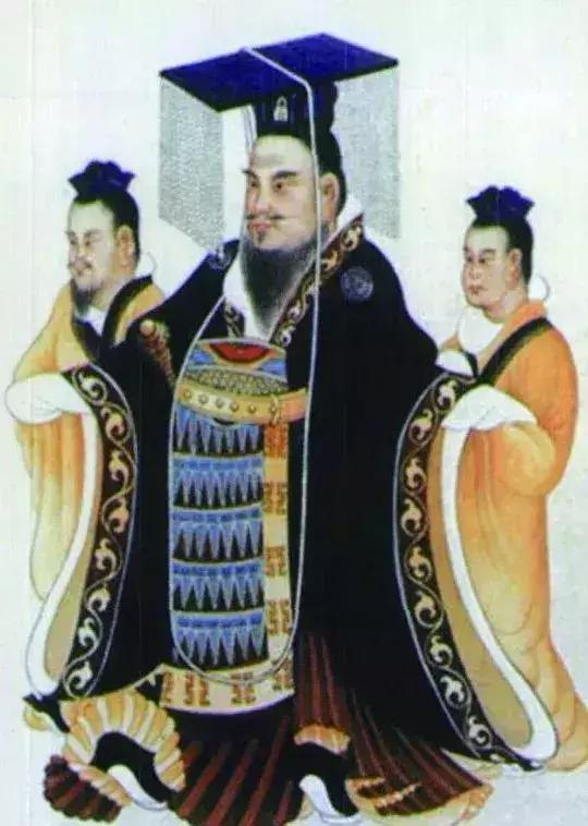 “龙冠”:历朝历代皇帝的帽子长什么样?