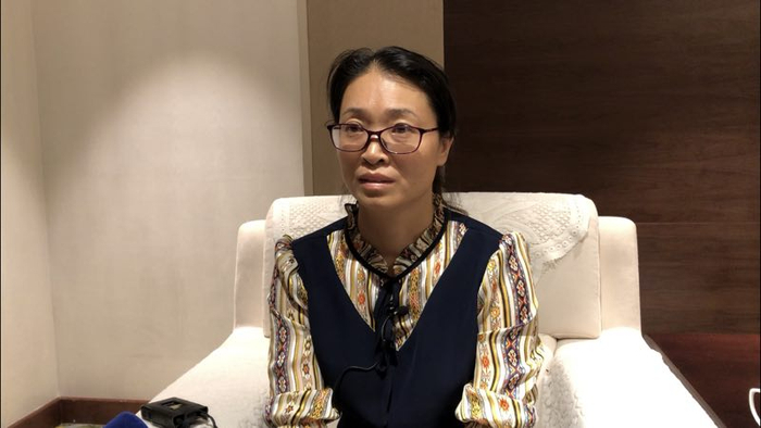 梁琳的班主任接受新京报记者采访。新京报记者 俞金旻 摄