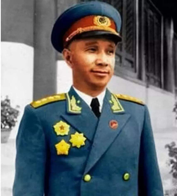 粟裕大将去世后，为何没有葬在八宝山？将军临终遗言说出了原因|浙江|粟裕|大将_新浪新闻