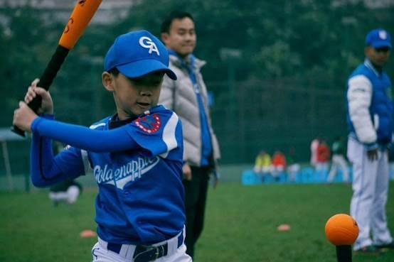 检验棒球了解程度，你知道什么叫“安打”和“本垒打”吗？_新浪新闻