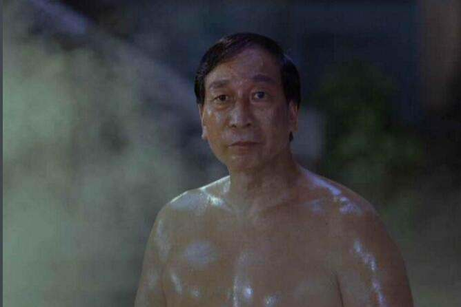 他是黄飞鸿的徒孙,更是洪拳大师,功夫电影却演小角色!