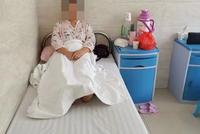 法官写“不与5名女子开房”保证书 妻子刀逼写的?
