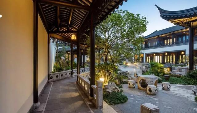 誉满世界的宋代园林雅致，在开封西湖畔绘就一幅山水图