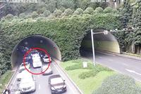 仅用2分钟!车辆“齐刷刷”为120救护车让出“生命通道”