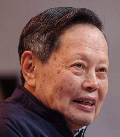 杨振宁对中国有什么贡献?坦白的说,我们不配谈论杨先生!