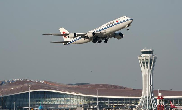 （大兴机场。）