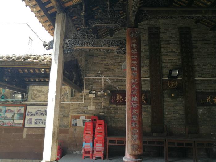 广州“南湾村”内最古老宗祠，保留古代多幅“壁画”和“晒书台”