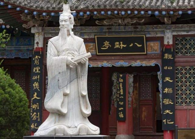 召公是西周建国后的重臣，与周公旦，姜子牙并称，成就成康盛世