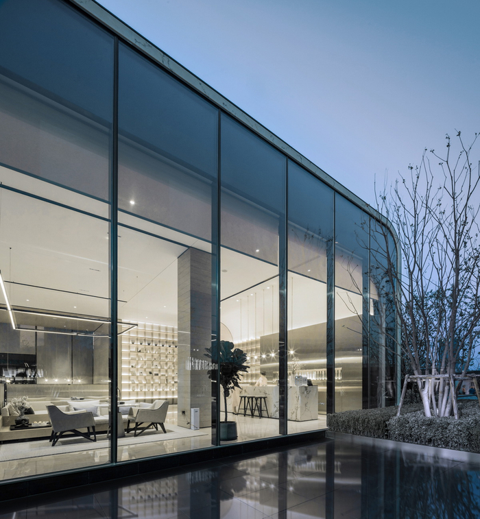 滨江8090生活馆车展大吗