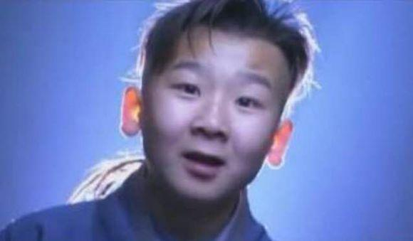 四版少年杨过,按照成长逻辑,图二图三最符合长大后的相貌