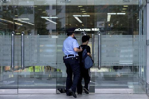 中国体操冠军再度因盗窃入狱 一手好牌就这样被活生生打烂