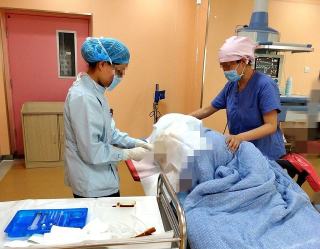 剖腹产后,肚子上留下的那条疤,会对女性身体造成什么影响?