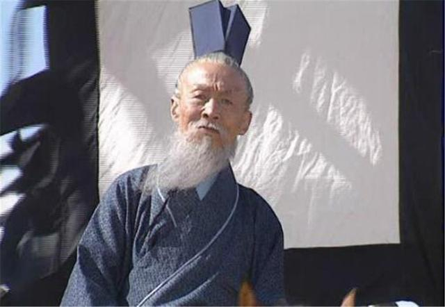 单挑太史慈不分胜负,王朗的武力值究竟如何?不要被演义误导